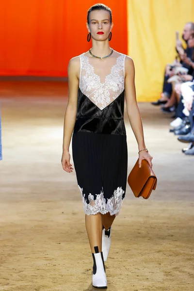 Look 2